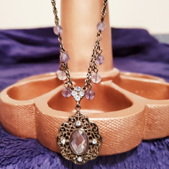 Victorian Style Necklace - Picture 2 of 4